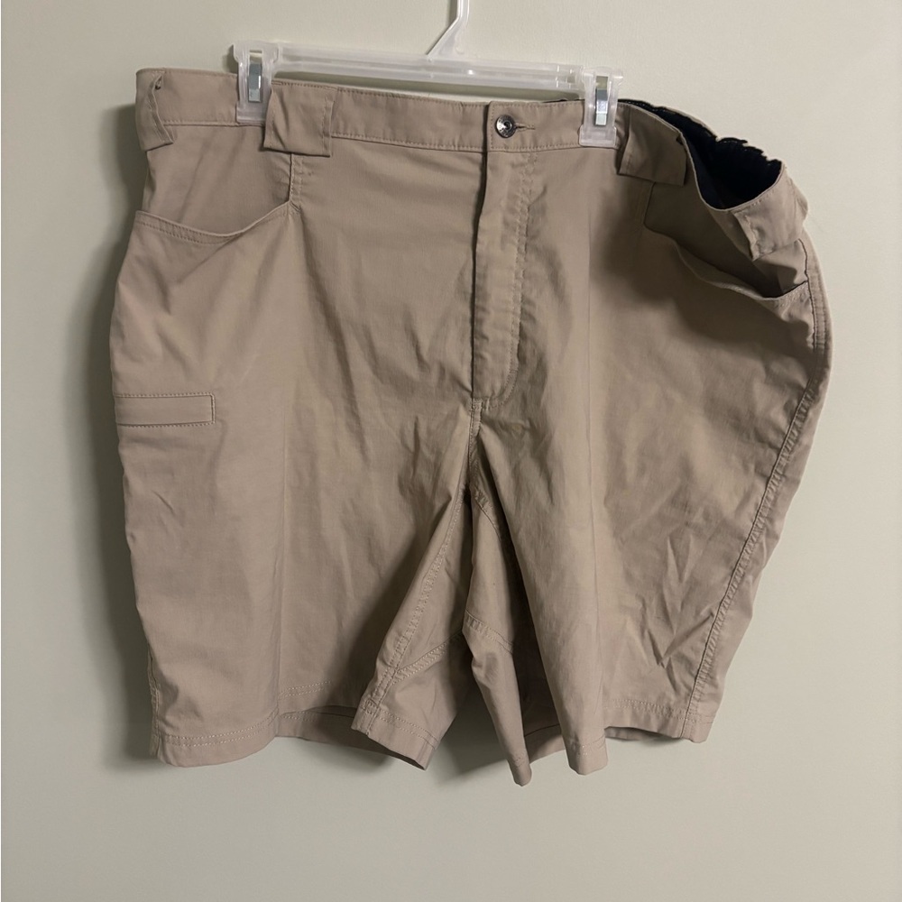 Duluth Trading Co Tan Shorts Mens Size 2X Flex Dry On The Fly Work Wear